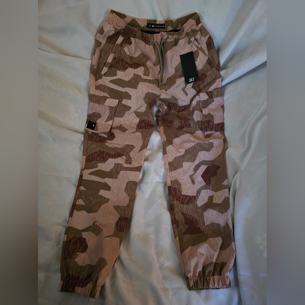 Camouflage Cargo Joggers, Windbreaker